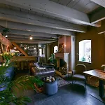 De Gravin Hotel