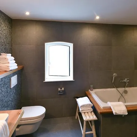 Hotel De Gravin *