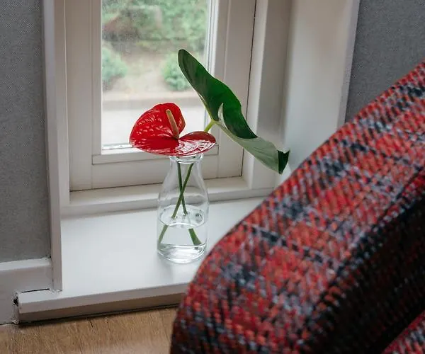 De Gravin Szálloda *